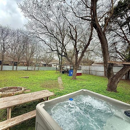 Canyon Lake River House Retreat-Location With Hot Tub Eksteriør bilde